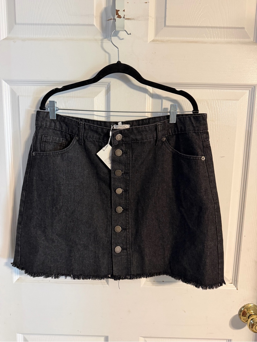 Mud Pie Black Button-Front Mini Denim Skirt